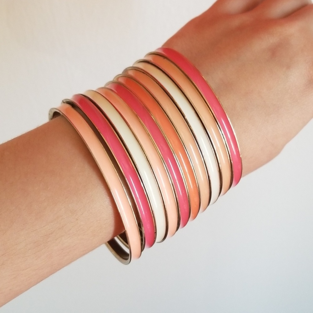 Set of 10 metal bracelets pink, peach and white
